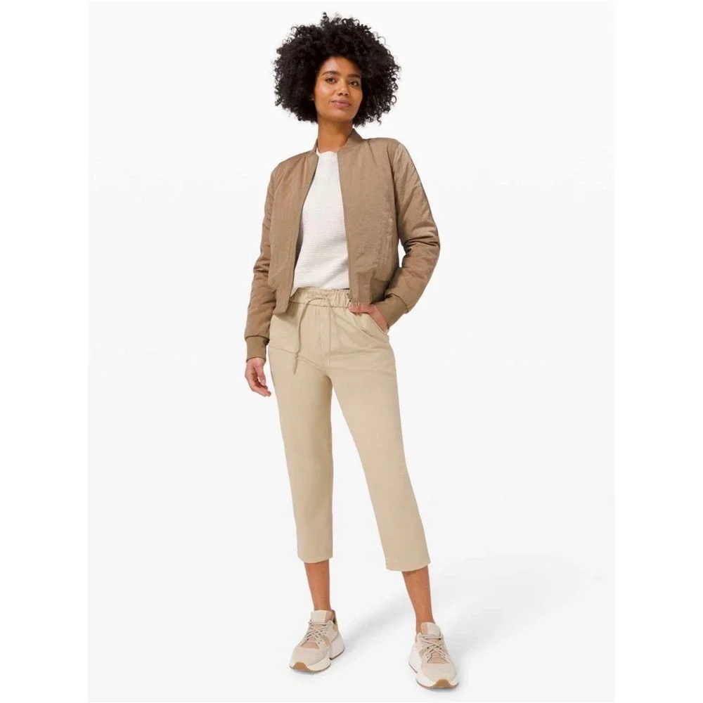 Lululemon Stretch High-Rise Crop 23